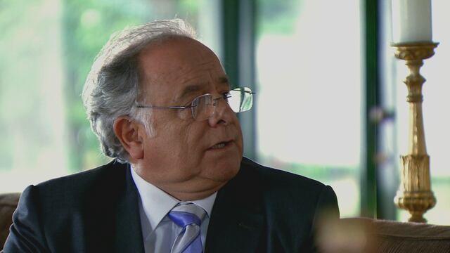 Manuel tiene un plan para no entregar la herencia