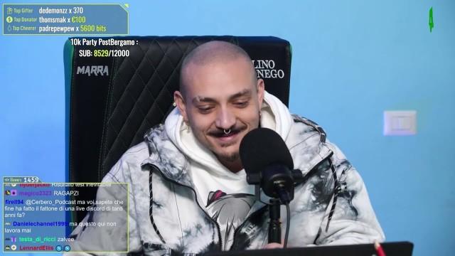 il REDDIT PEGGIORE di sempre (ma con 2 PERLE)… | Cerbero Podcast #1690
