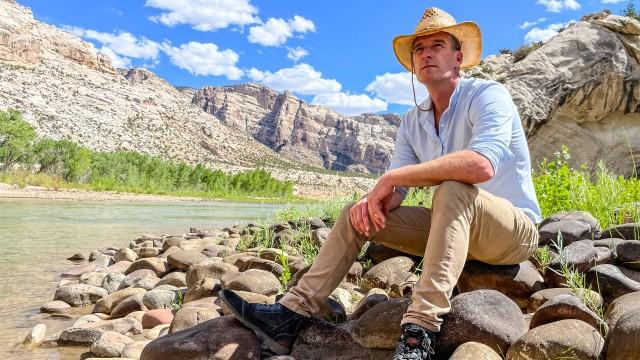 Into Dinosaur Valley with Dan Snow