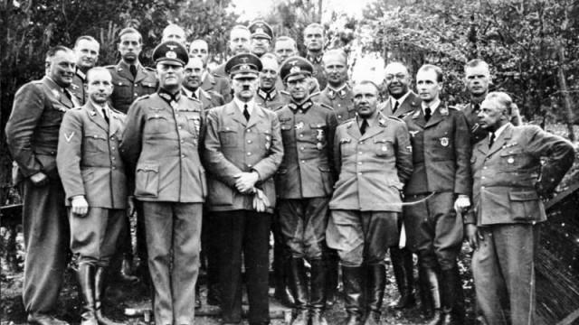 Le médecin qui droguait Adolf Hitler ?