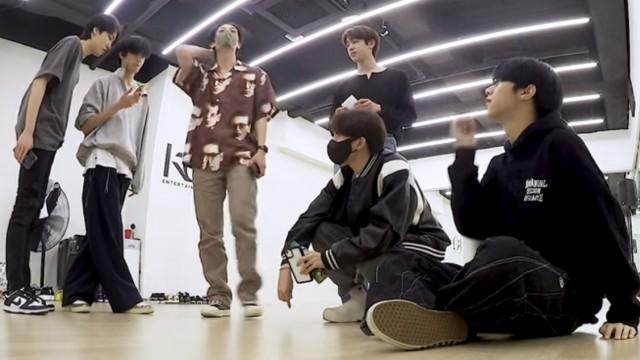 Wa-xx #3 xikers in the practice room