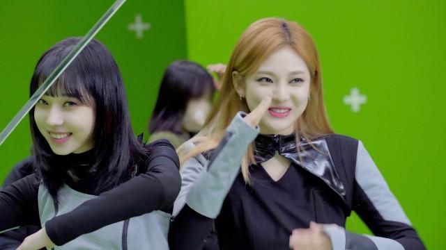 aespa 에스파 'ep.3 Girls (Don’t you know I’m a Savage?)' - SM Culture Universe Behind The Scenes