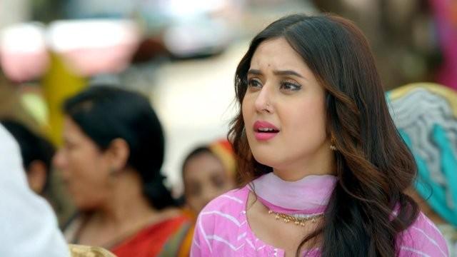 Dhruv doesn't wish to get married
