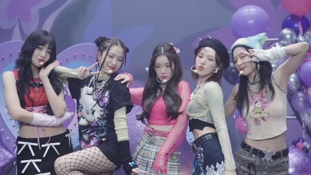 Red Velvet 레드벨벳 ‘Birthday’ Performance Video Behind I RV Collection