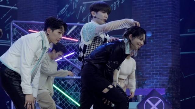 5늘이 기쁜 2유는 5늘도 함께라서 l 13th SHINee DAY Live Stage l Behind the SHINee