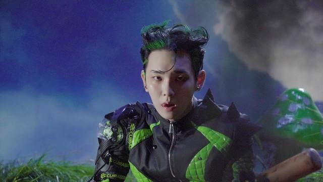 Inside the 〈Gasoline〉 #1 | Jacket Shooting | KEY 키