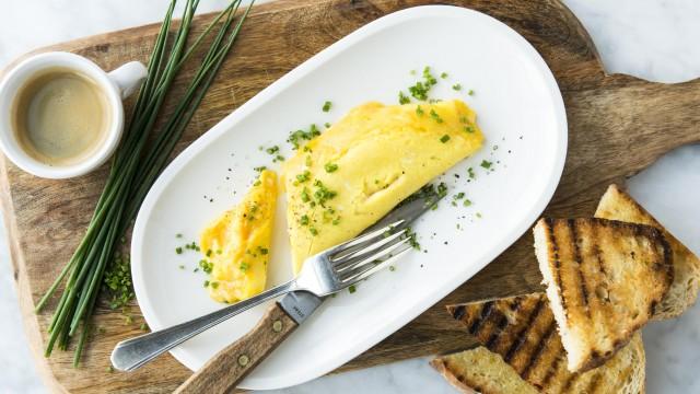 Omelette Française / 3 Cuissons d'Œuf en coquille / Soupe Stracciatella
