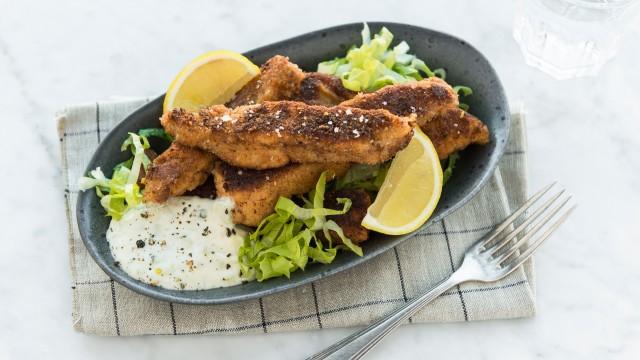 Doigts de poisson / Sauce tartare / Croquettes de poulet