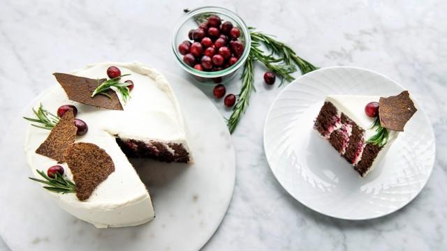 Buche de Noël réinventée (roulée à la verticale)