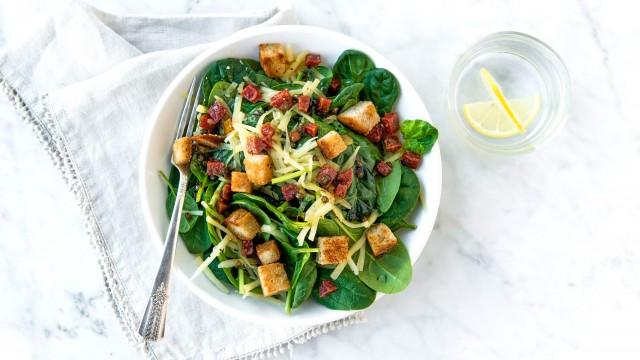 Hamburger / Salade aux épinards