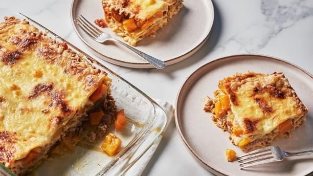 Lasagne crémeuse à la courge et au porc rôti