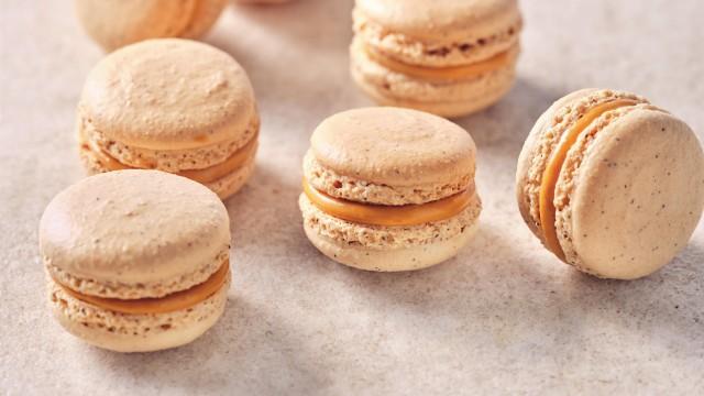 Macarons au café et au caramel