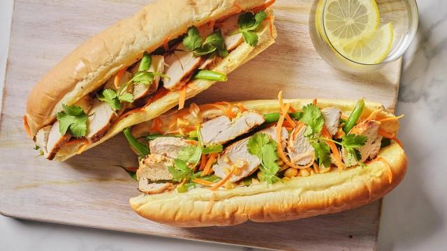 Sandwich au poulet à l'asiatique / Sandwich au rôti de bœuf