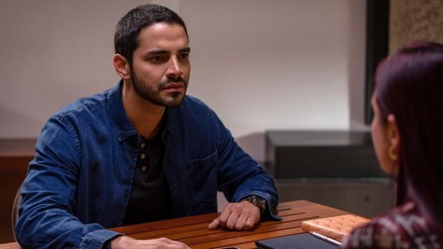Joaquín está contra la espada y la pared