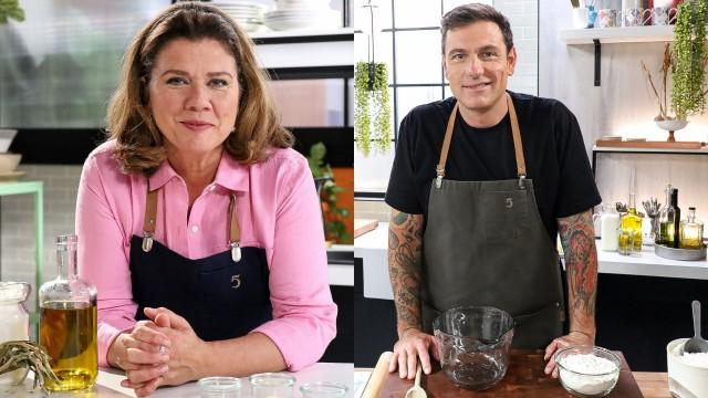 Souvlaki d'agneau et pitas maison avec Chuck Hughes