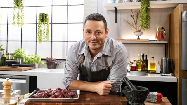 Épaule de chevreuil braisée / Chou aux lardons