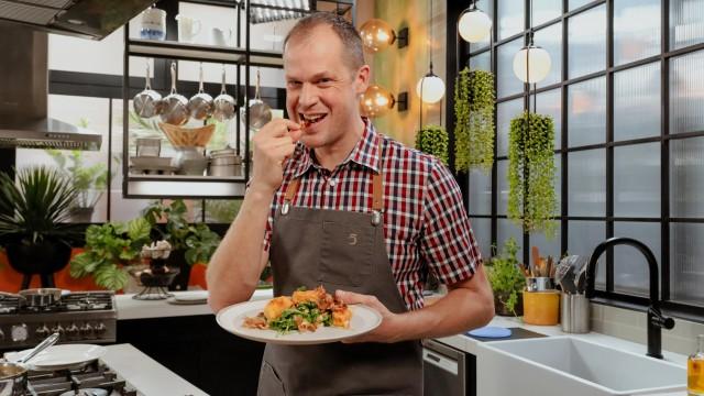 Oreilles de crisse, fromage doré-mi et salade de roquette / Grands-pères dans le sirop