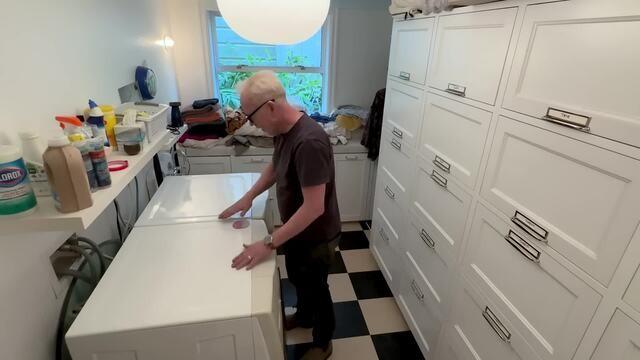 Laundry Folding Table!