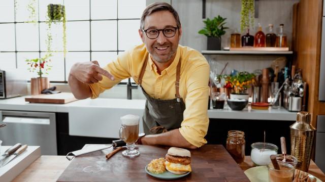 ''Hash brown'' de luxe / L'oeuf bob muffin / Café latte sans machine