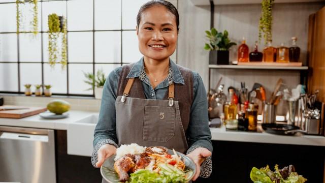 Poulet grillé (kai yang) / Salade de papage épicée