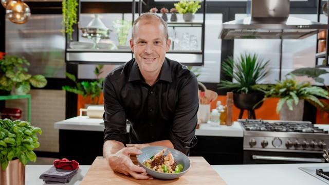 Joues de porc braisées cidre / Sauce crémeuse pomme et crevettes nordiques