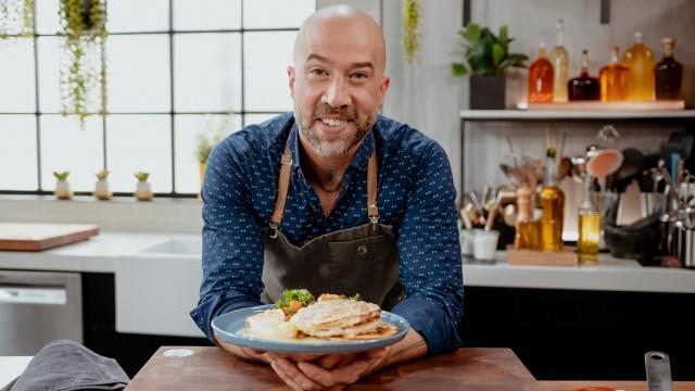Pancakes salés au parmesan / Salade tiède aux pommes de terre rissolées