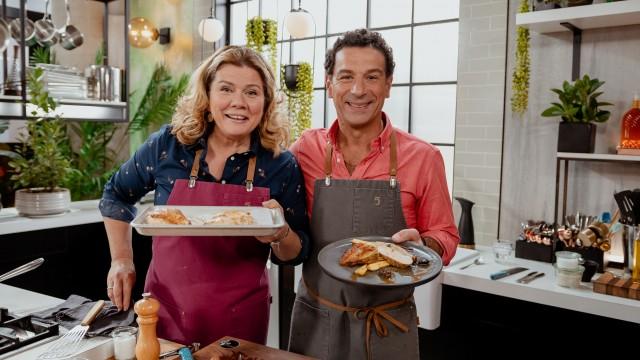 Carpaccio de poire / Suprêmes de poulet farcis, sauce aux champignons et à l'estragon