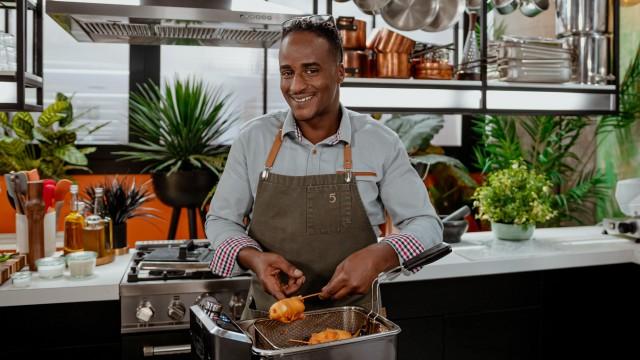 Dombrés de crevettes / Beignets bananes sauce au chocolat