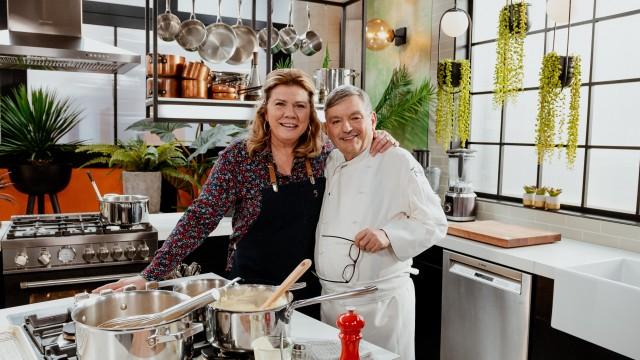 Poitrines de poulet farcies aux baies de sureau / Sauce express aux baies de sureau