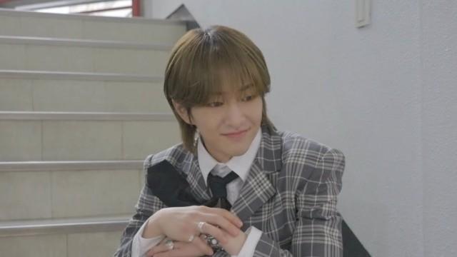 어제 1위  했어요 | ONEW 온유 'Circle' 음악방송 Behind