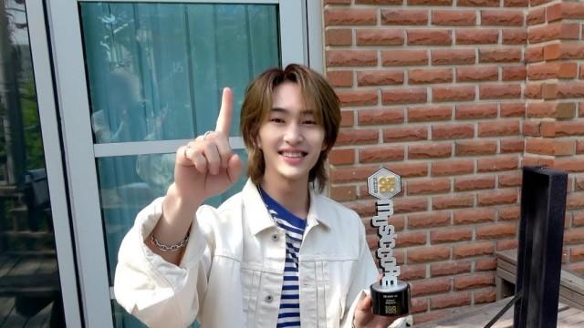 [UNBOXING] 온유 ONEW ‘O (Circle)’ 음악중심 1위 트로피 & 한터차트 공식 인증패