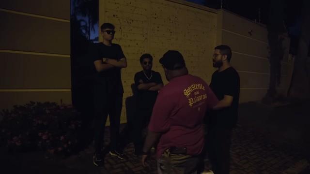Em quem você tá mamando?
