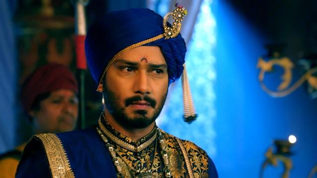 Senapati Samrat becomes friends with Dhruv