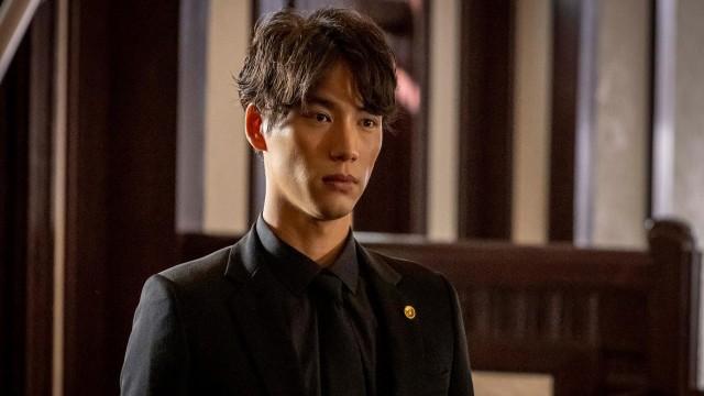 第1話「悪徳弁護士ヒーロー登場！」