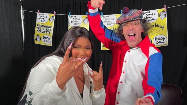 Nardwuar vs. Lizzo