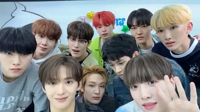 어서와 단체는 처음이지?