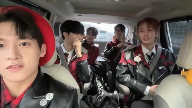 깜 짝 형아즈