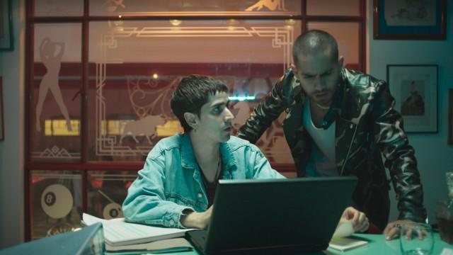 Rubén le sugiere a Romina que le cuente a Calidoso que está viva