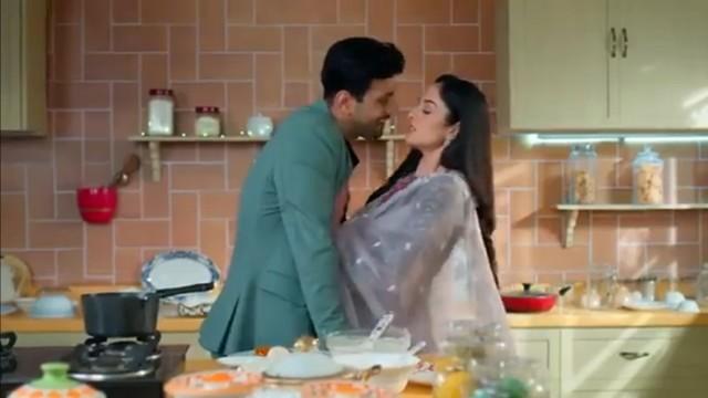 Haider tells Gazal he only trusts Dua