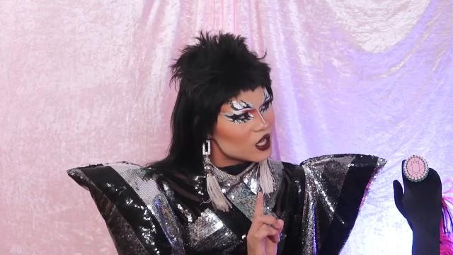 Épisode 3 - Kitty Space