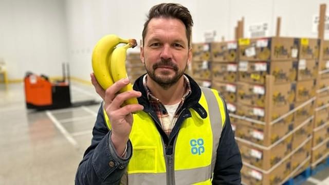 Supermarkets Unwrapped: Fruit & Veg Aisle