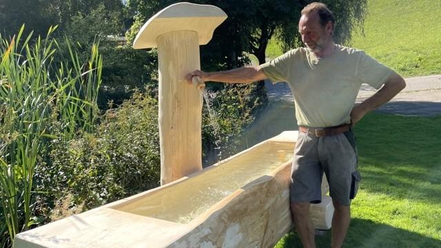 Wie man einen Holzbrunnen baut