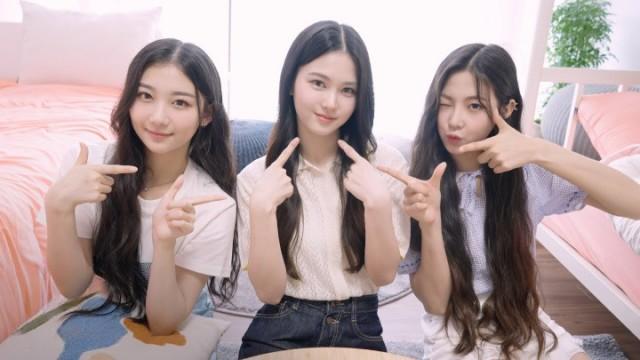 Calling WAVes Curious About Mayu! feat. Ultimate Foreignerz | SIGNAL 230725