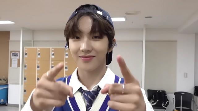 EP.6 | ‘Pretty U' & 'Hot Summer’ Special Stage Sketch