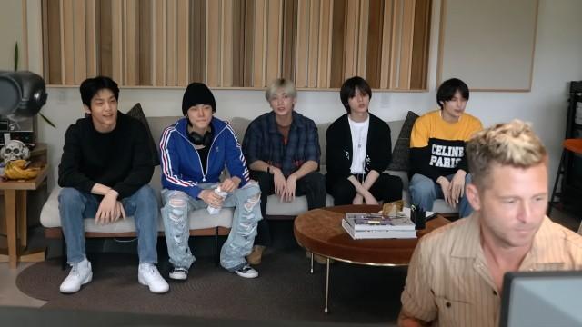 What’s going on with TXT? #1 - TXT (투모로우바이투게더)