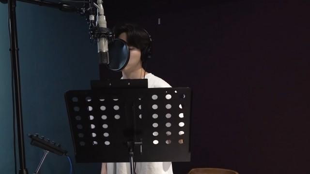 EP.01 Genius Drummer's Unconventional Transformation! “Suddenly (Duet with Song Hee-jin)” Vocal Recording Scene