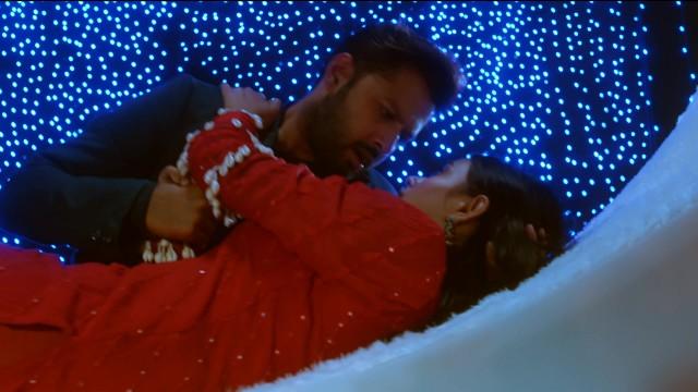 Rahul, Titlie Begin to Bond