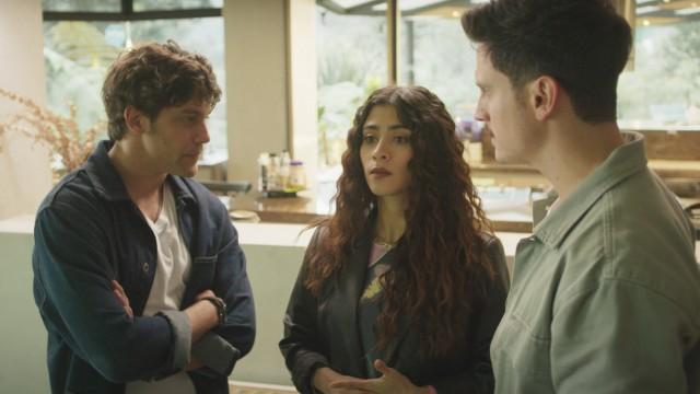 Calidoso y Santiago apoyan a Romina en su nuevo plan, pero los celos les juegan una mala pasada
