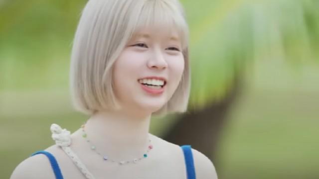 NiziU's Summer Vacation EP4