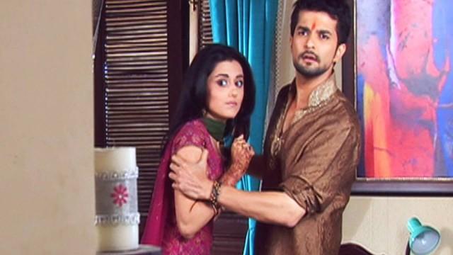 Aditya, Priya Romance!